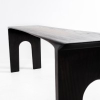 <a href="https://www.galeriegosserez.com/artistes/cober-lukas.html">Lukas Cober</a> - Kuro - bench